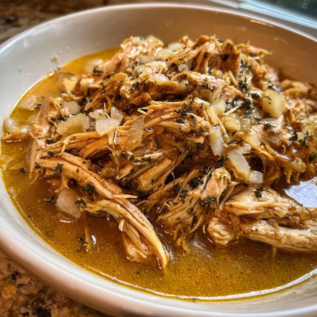 2 Heartwarming Chicken in Crockpot Recipes You'll Love 3 chicken in crockpot recipes heartwarming variations - detail 1