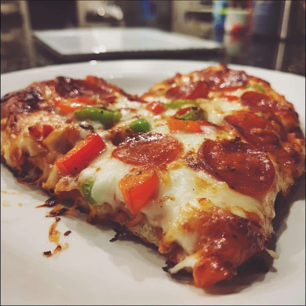 Romantic Homemade Pizza Valentine’s Day Recipe for 2 3 homemade pizza valentines day - detail 1