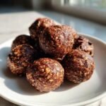 no bake chocolate peanut butter protein balls